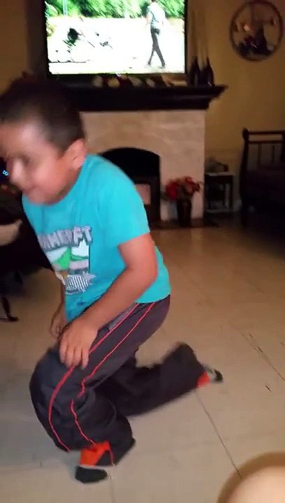 Funny white kid trying to break dance