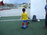 FUTBOL NIÑO  OJOS VENDADOS