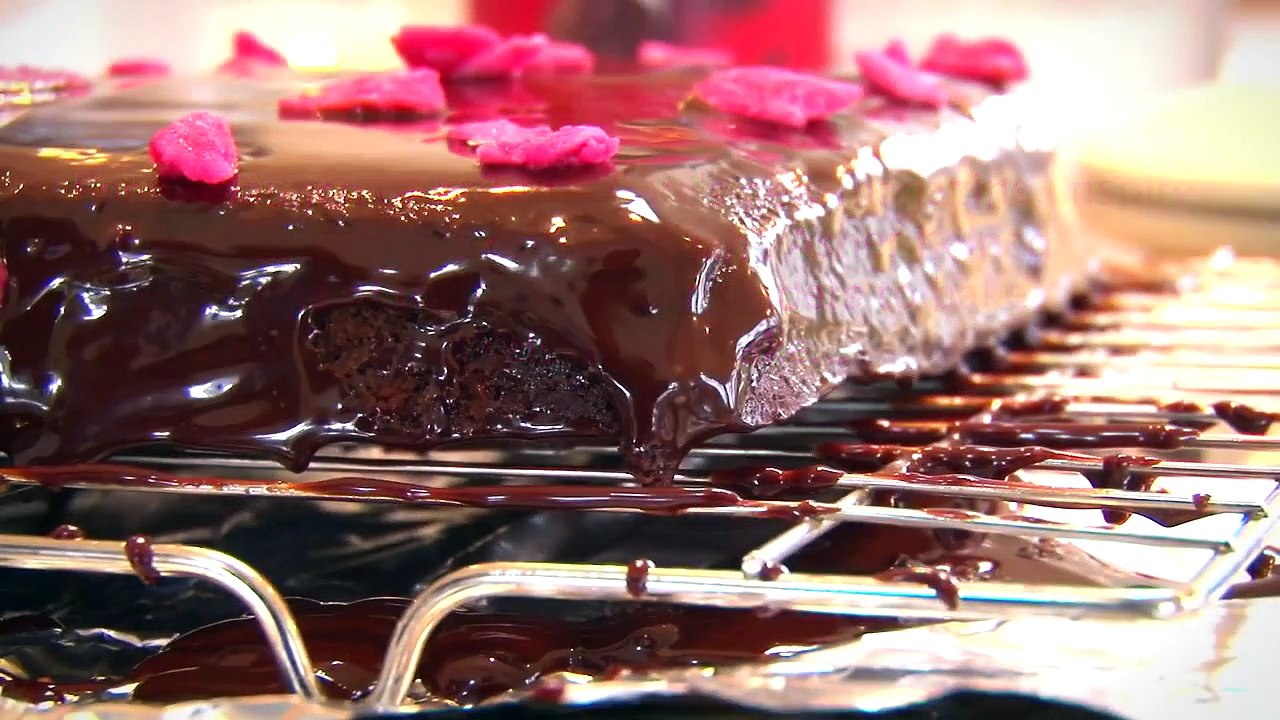 Jane Asher chocolate traybake recipe video Dailymotion