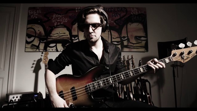 Mart - Mark Ronson - Uptown Funk ft. Bruno Mars (Bass Cover)