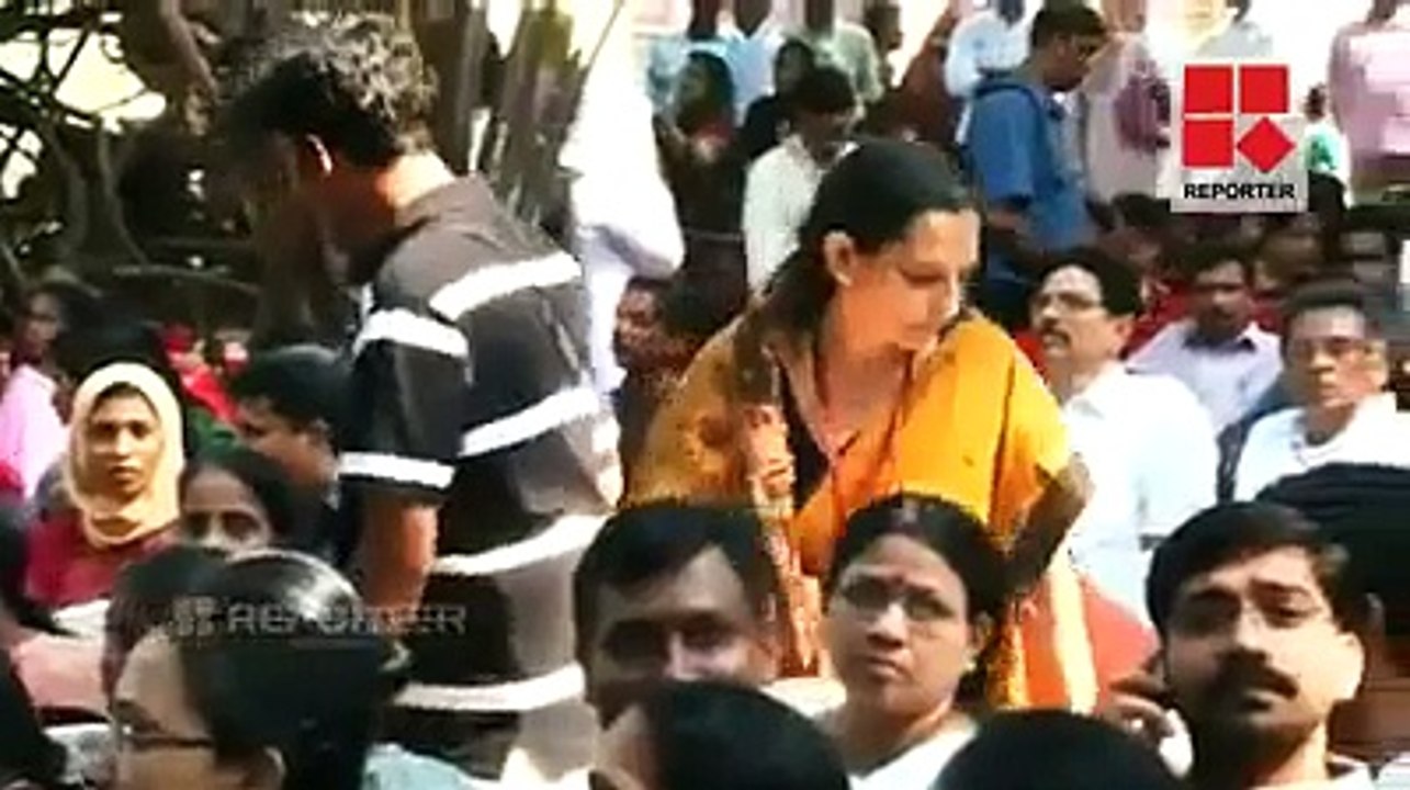 Megastar Mammootty's Love Letter / Autograph found in Maharajas College...!