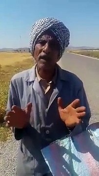 ارهاب من نوع آخر.. حال التوانسا يلخّصها هذا الفيديو لرجل مسكين.. أسمع شنوا يقول!!! وينهم جماعة الكلنا توانسا..؟ وتحيا تو