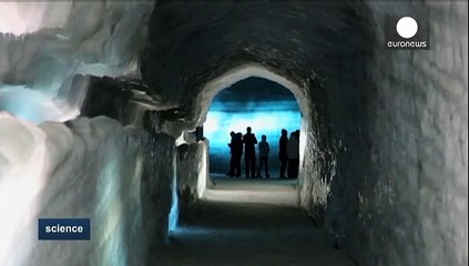 Εντυπωσιακό τούνελ 500 μέτρων σε ισλανδικό παγετώνα