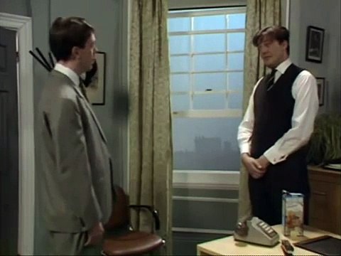 A Bit of Fry and Laurie - Feeding the Pigeons