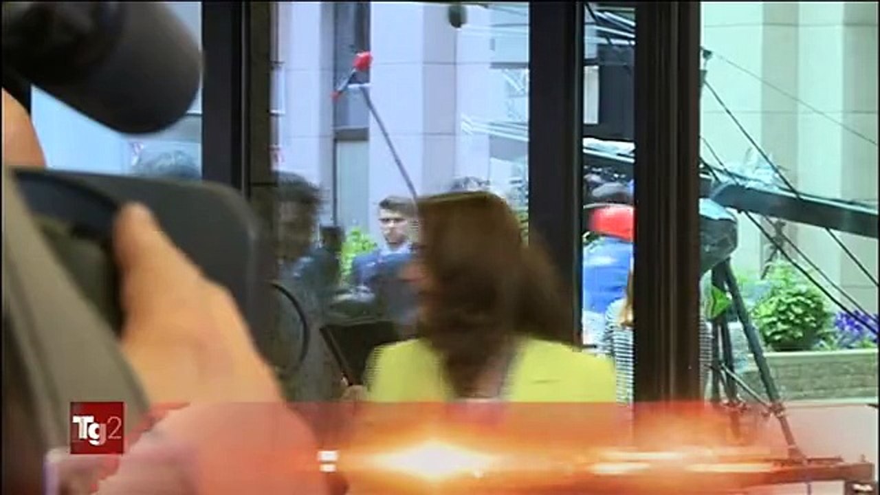 sigla + titoli tg2 del 09/07/15 ore 18.20