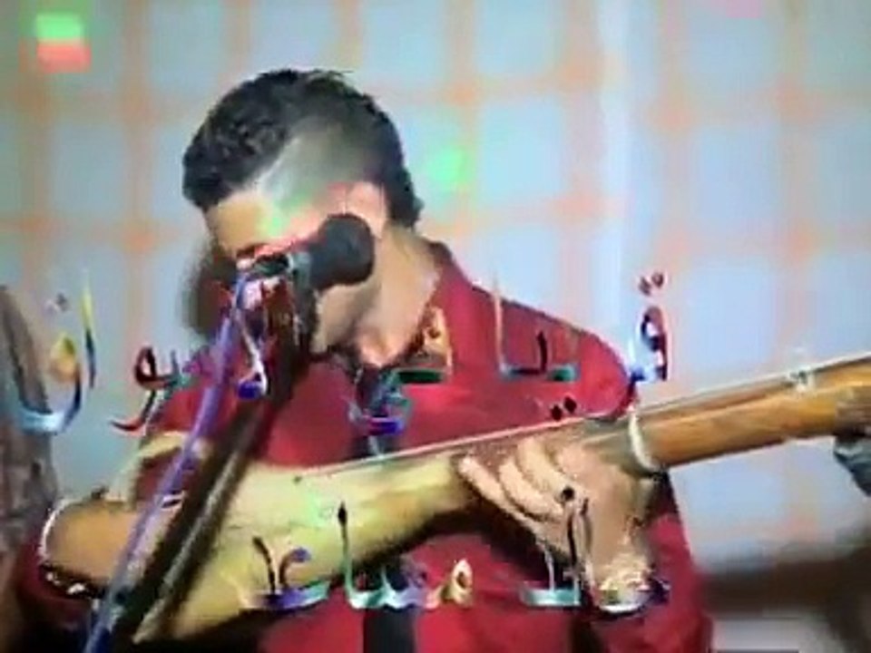 المحفوضي الصغير يصدم أخاه في فن الوترة روعة HD