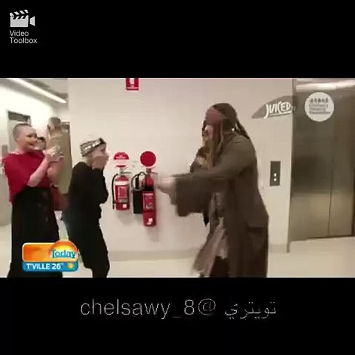 لـ ـ ـورد CfC on Twitter- -#فيديو  لزيارة 'جوني ديب' بشخصية -جاك سبارو- لأطفال مرضى في مستشفى مدينة بريسبان الأسترالية ❤️ http-__t.co_jrwt3cdObu-