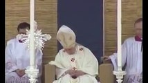 Papa Benedict a adormit in timpul unei slujbe in Malta