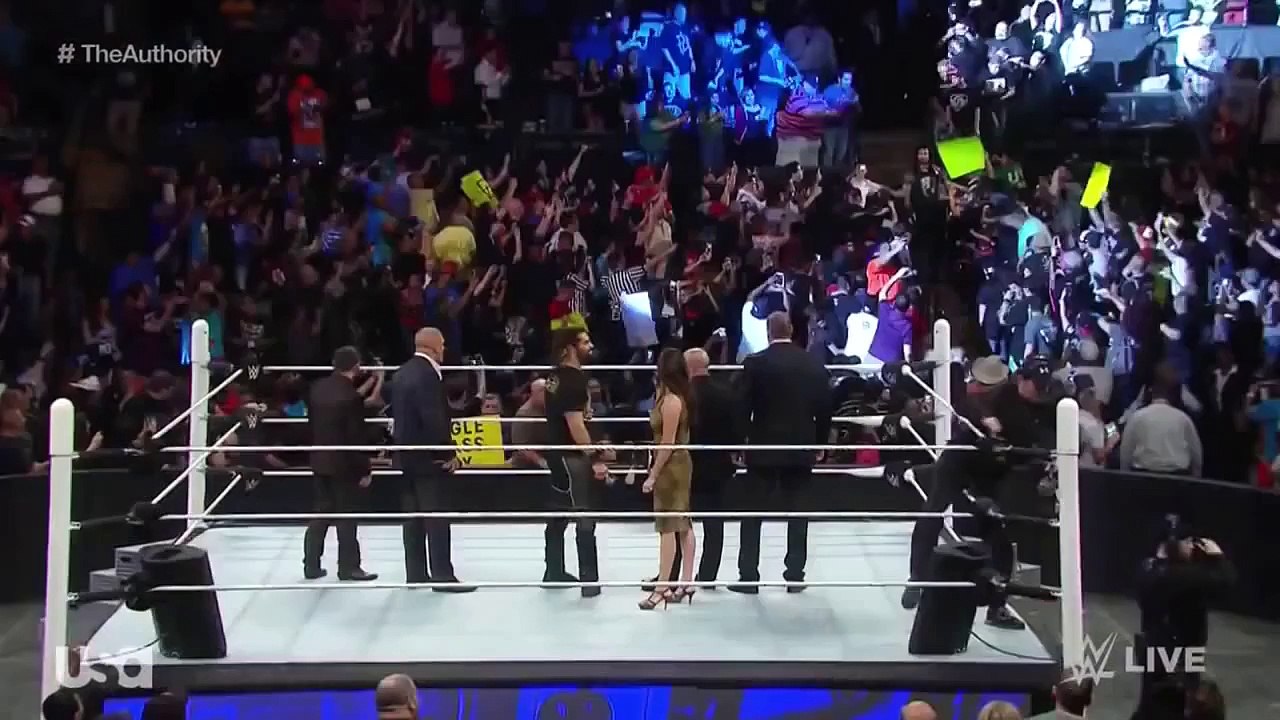 Roman Reigns hace un Trato con La Autoridad | Raw Latino ᴴᴰ