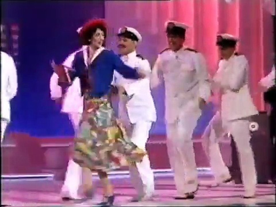 Maureen Lipman singing "CONGA" from the musical WONDERFUL TOWN video