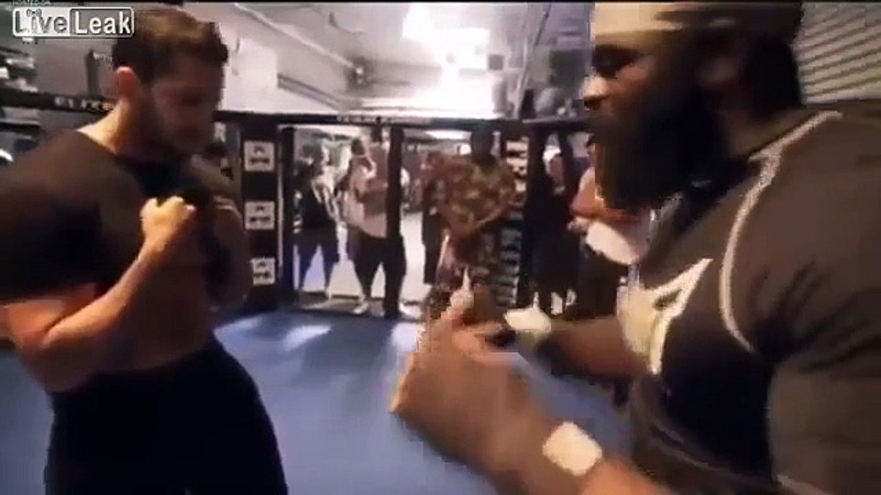 Kimbo Slice Fights it all Kimbo Slice Vs David Blaine!! Street Fight