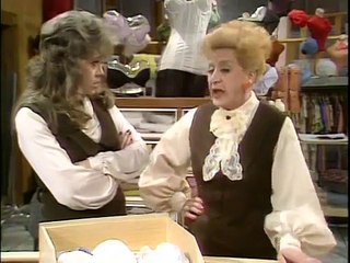 Are You Being Served? - 04x03 - Forward, Mr. Grainger