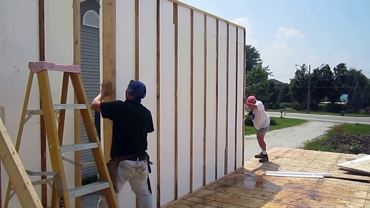 DIY EZ SIPS - R25+ Build-In-Place Structural Insulated Panel - 1/2 Price SIP Panel Alternative