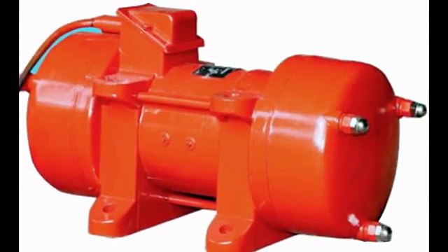 PHÂN PHốI@ 0967 832 865Vòi đầm dùi cầm tay phi 50 dài 4m, phi 50 dài 6m