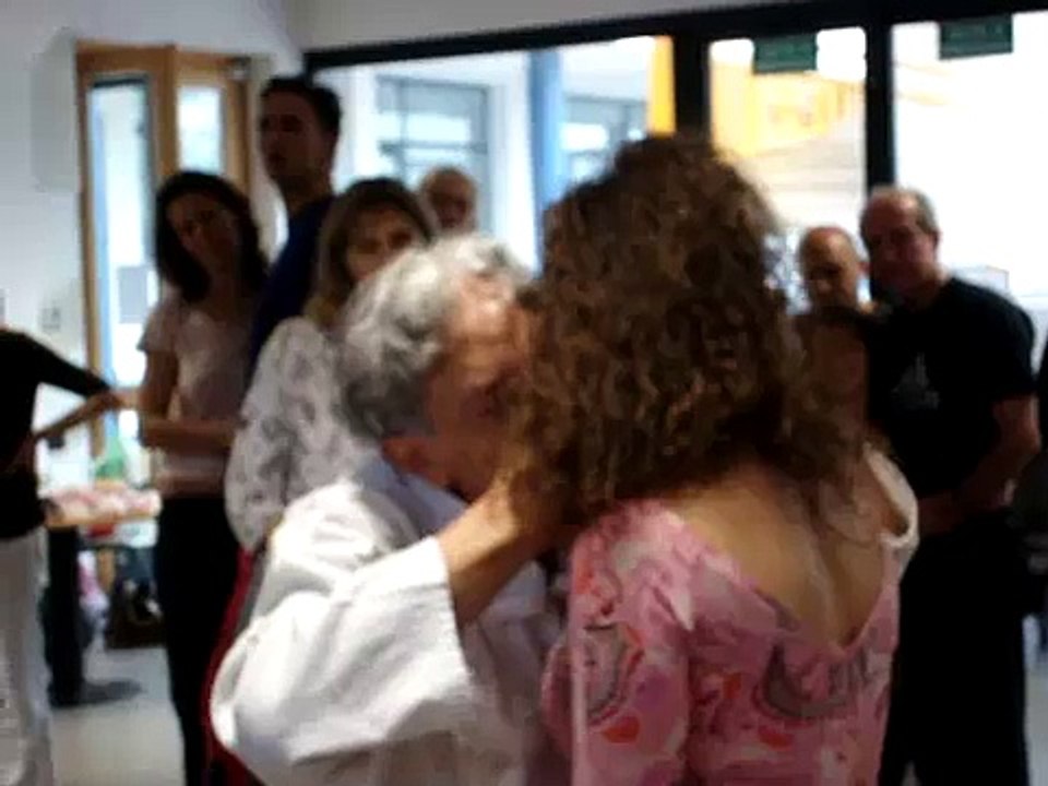 www.biodanza.com  mit Rolando Toro Araneda