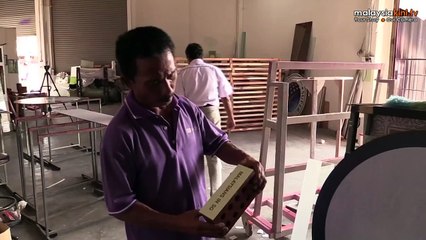 Making a statement on the wall