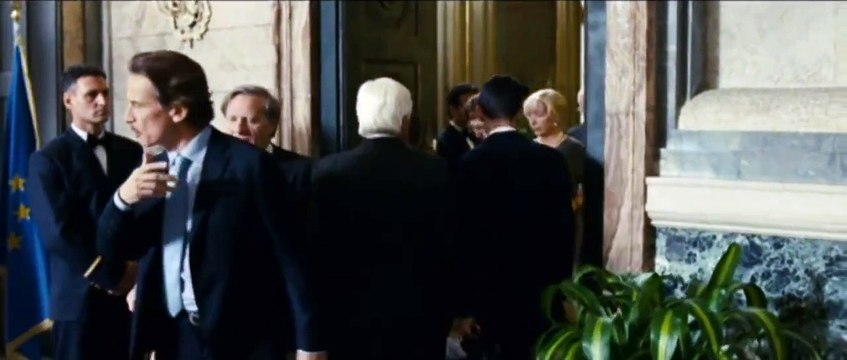 Benvenuto Presidente - Claudio Bisio - Scena divertente