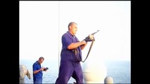 Guerra Anti Pirataria no Mar   Navios russos contra um barco pirata