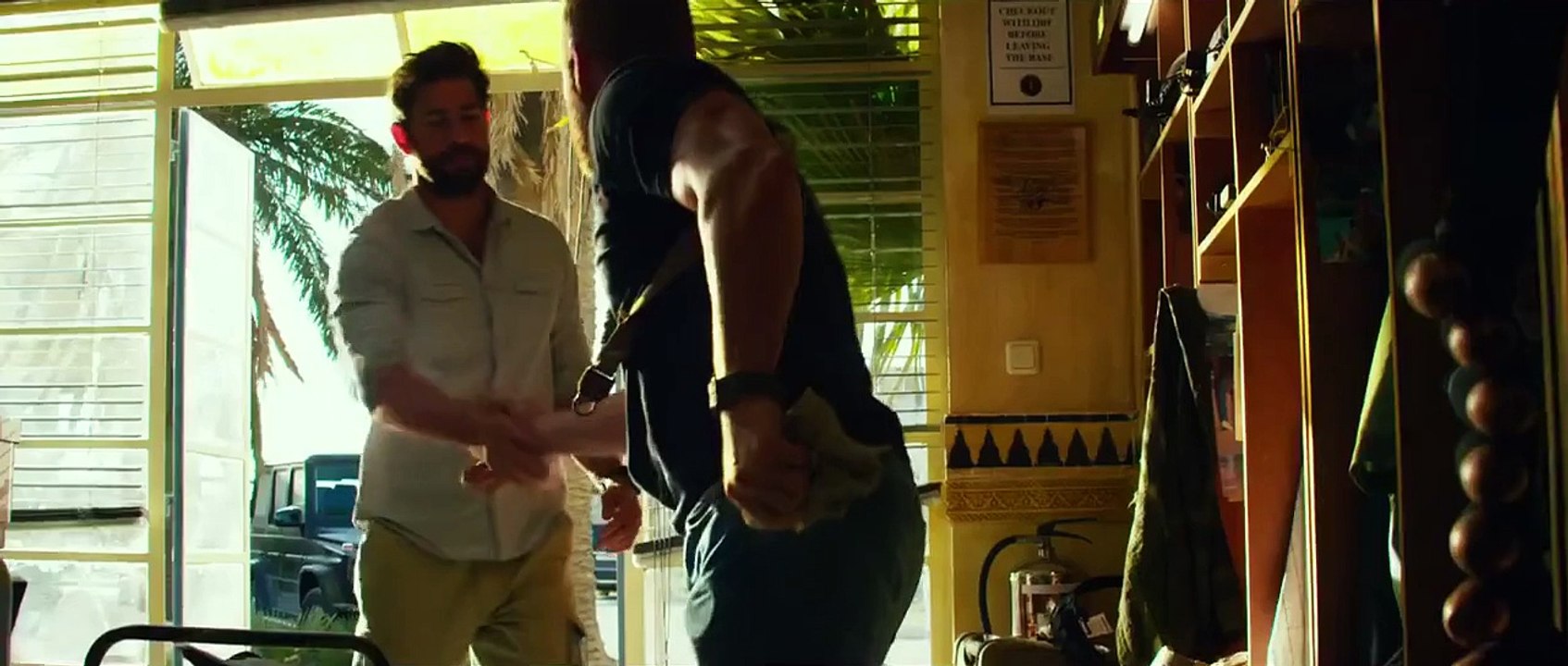 13 Hours- The Secret Soldiers of Benghazi - Official Trailer