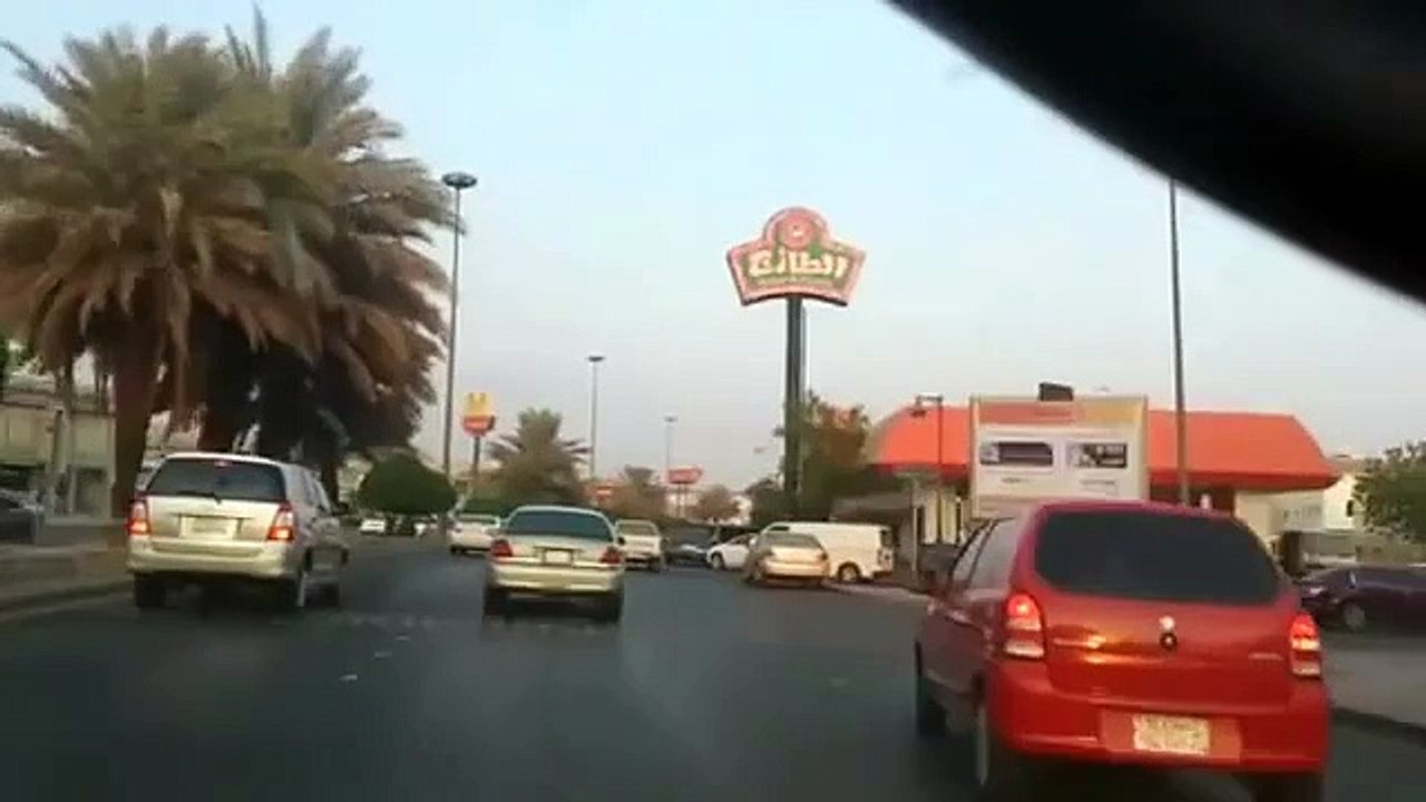 جولة في شوارع المدينة المنورة