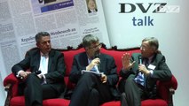 Rotes Sofa: Frank Rausch und Dr. Karl-Friedrich Rausch im DVZ-Interview