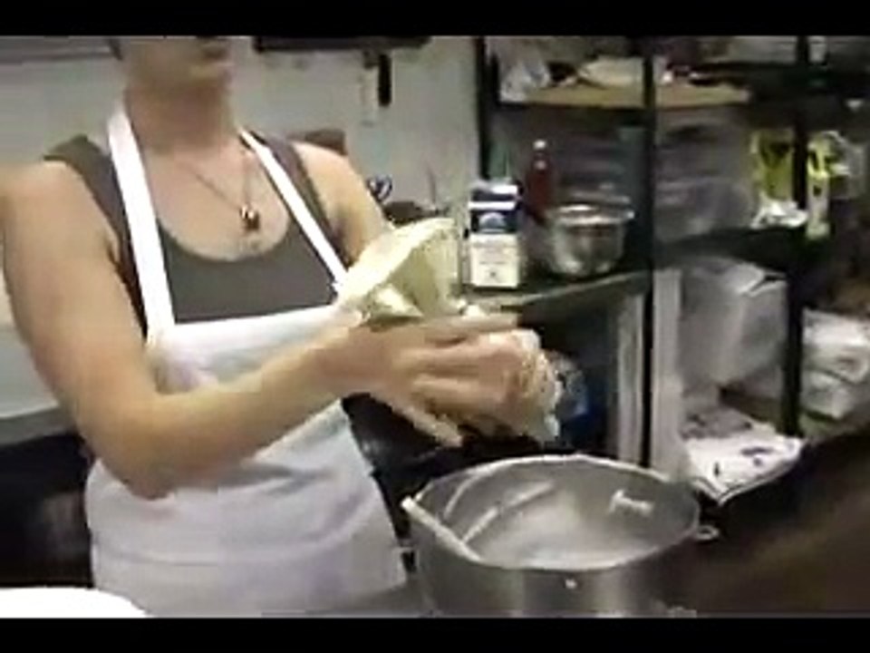 يوميات شري:  طريقة تزيين الكيك
