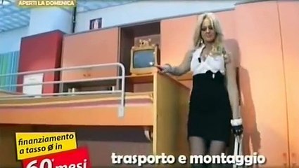 Valeria Vittorini - minigonna