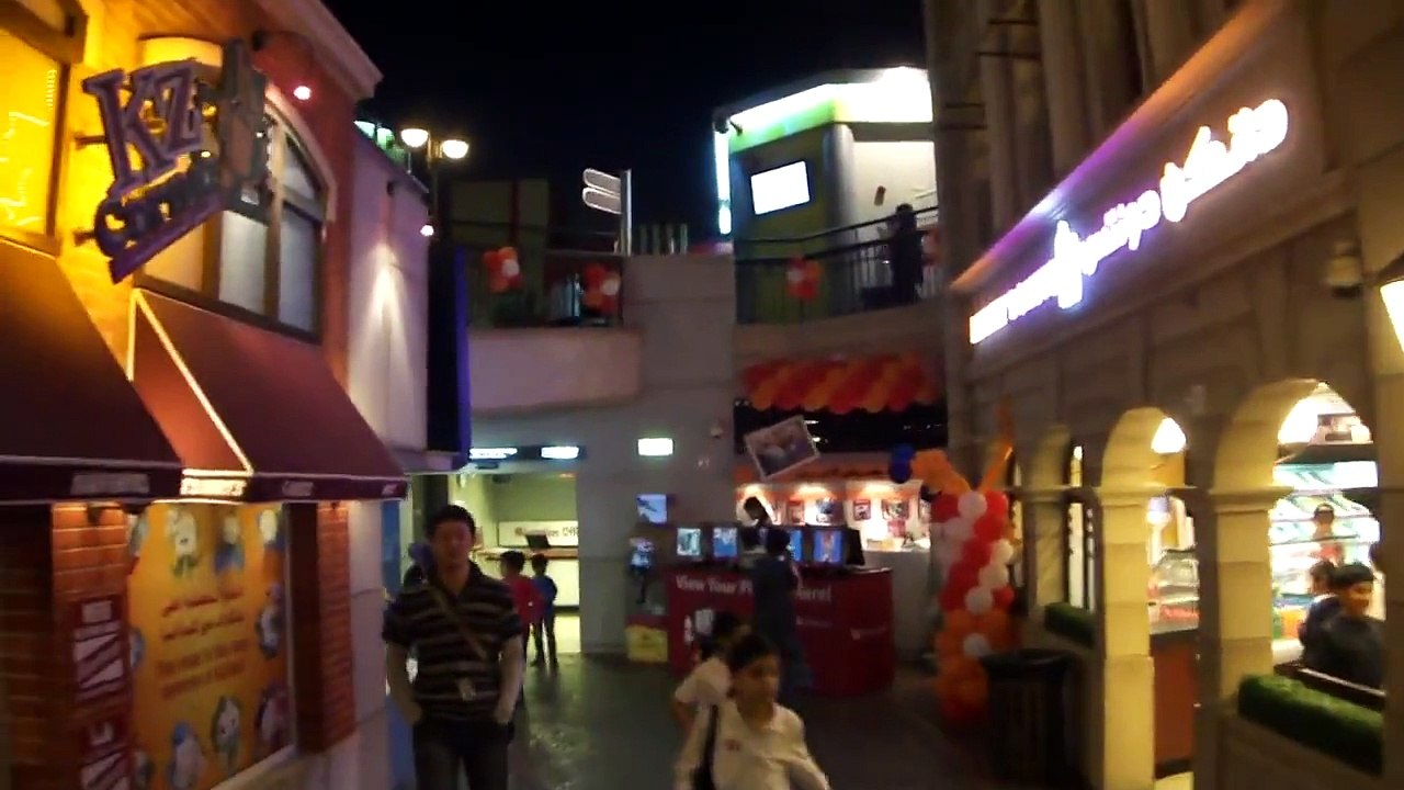 Kidzania in Dubai 2011 - كيدزانيا دبي