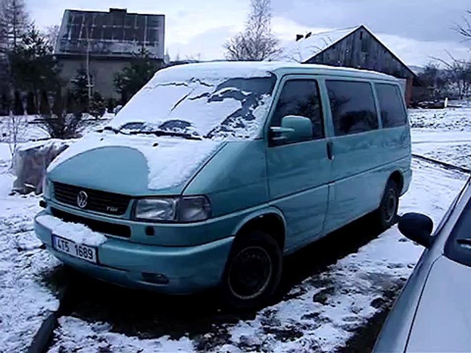 VW T4 2.5 TDI cold start, engine sound