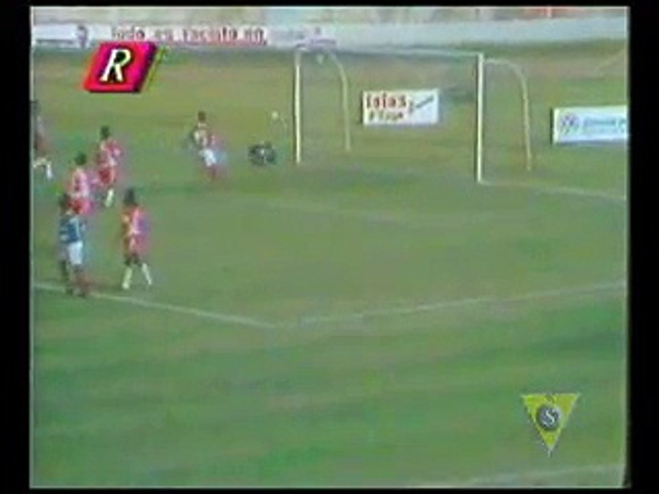 Jorge Magico Gonzalez en C.D. F.A.S. El Salvador-Santa Ana
