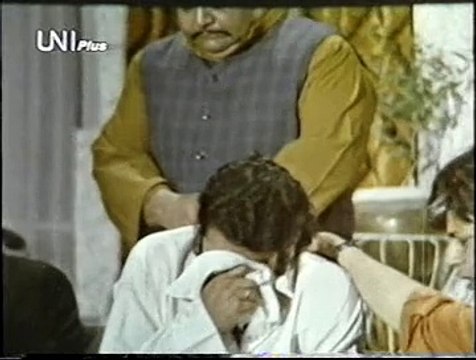ONE CLIP OF SHAHID & WAHEED MURAD - FILM. SHABANA .... Shahid Lovers Circle