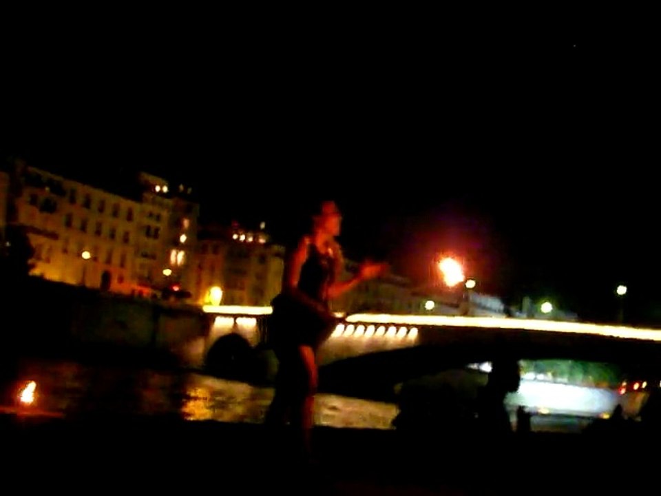 Delfée Charmeuse de Flammes sort sa Baguette Magique pour son anniversaire at Poï AD+