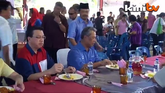 'You want help, you get help': BN gives RM2.25 mil to Chinese in Sg Limau