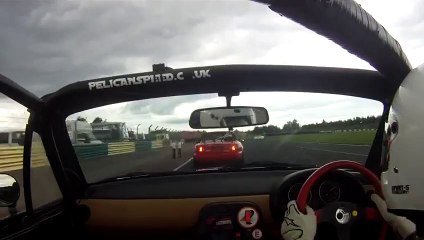 Mazda mx5 Enduro Crash - The car finishes on the Wall! Violent.