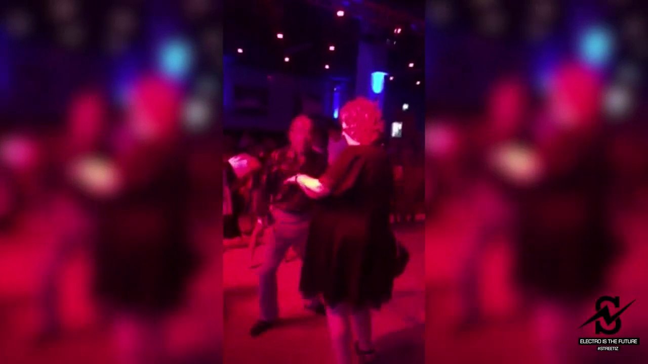 Old House Dance Man in a Club