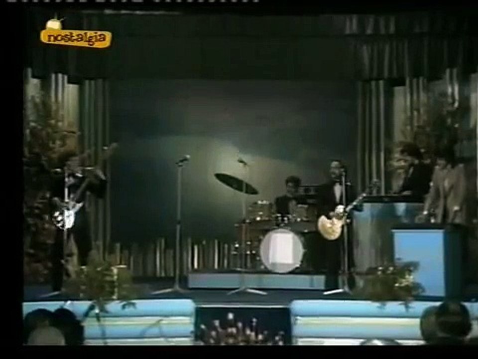 Albatros Volo AZ 504. Toto Cutugno a Sanremo 1976