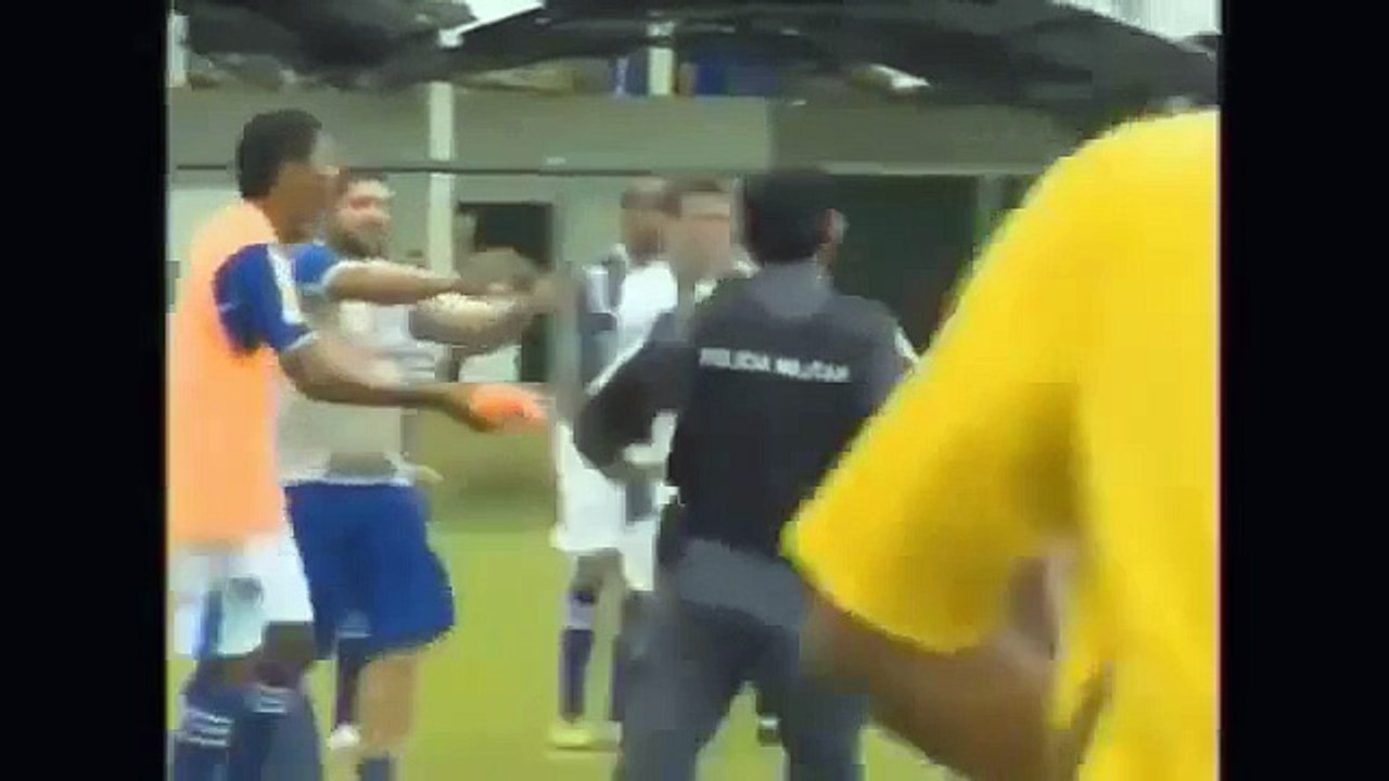 Las peleas mas brutales del Fútbol HD | Peleas en los Deportes