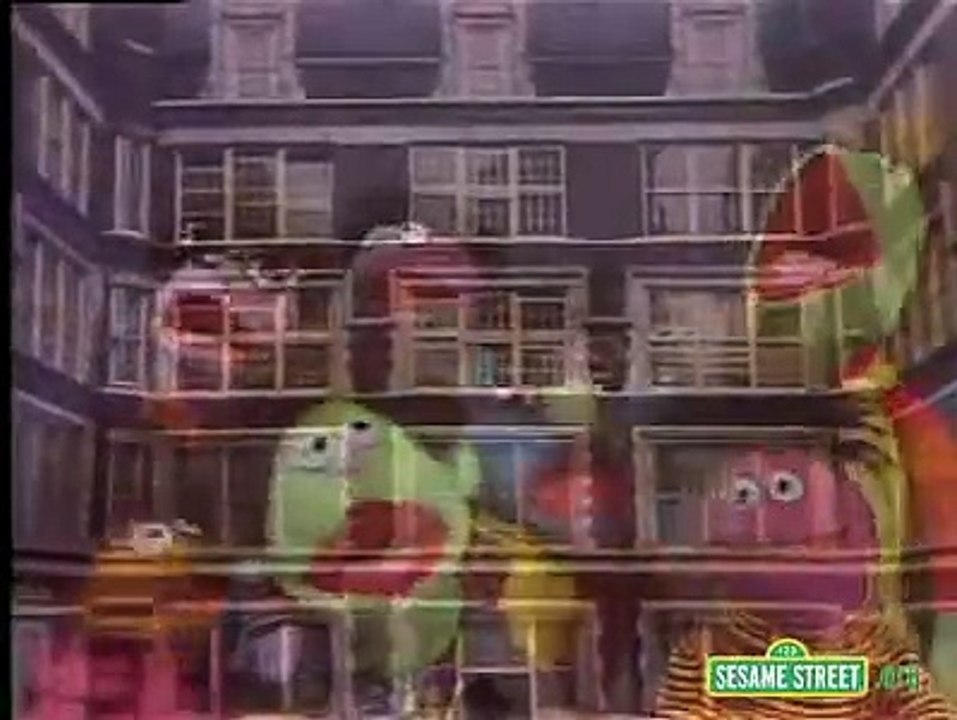Sesame Street - Roosevelt Franklin (Here and There)