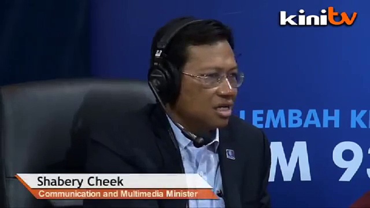 'Not many flags on cars due to design fault'