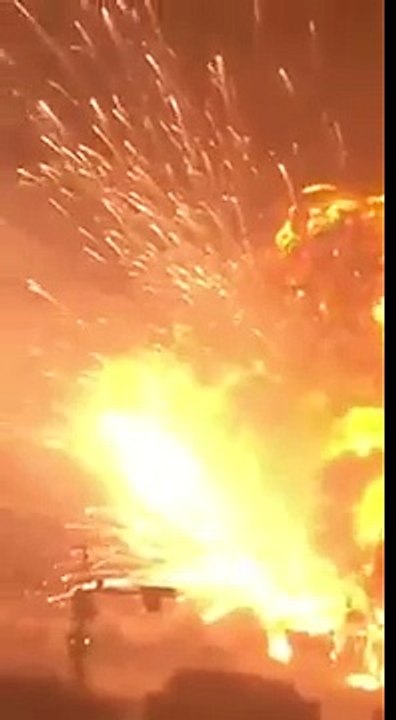 Insane new footage of explosion in Tianjin, China. Ebaumsworld