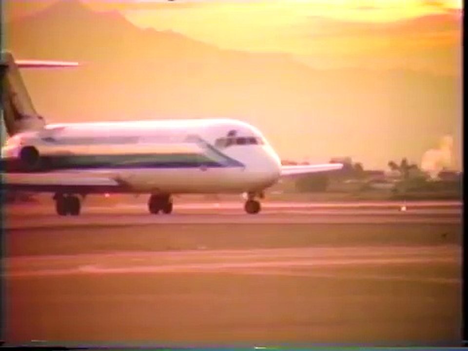 Republic Airlines, "Coast to Coast" TV AD 1982