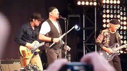 Jethro Tull & Joe Bonamassa - Locomotive Breath