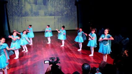 LIBRE SOY. Pelicula Frozen alumnas de ballet BALUARTE.