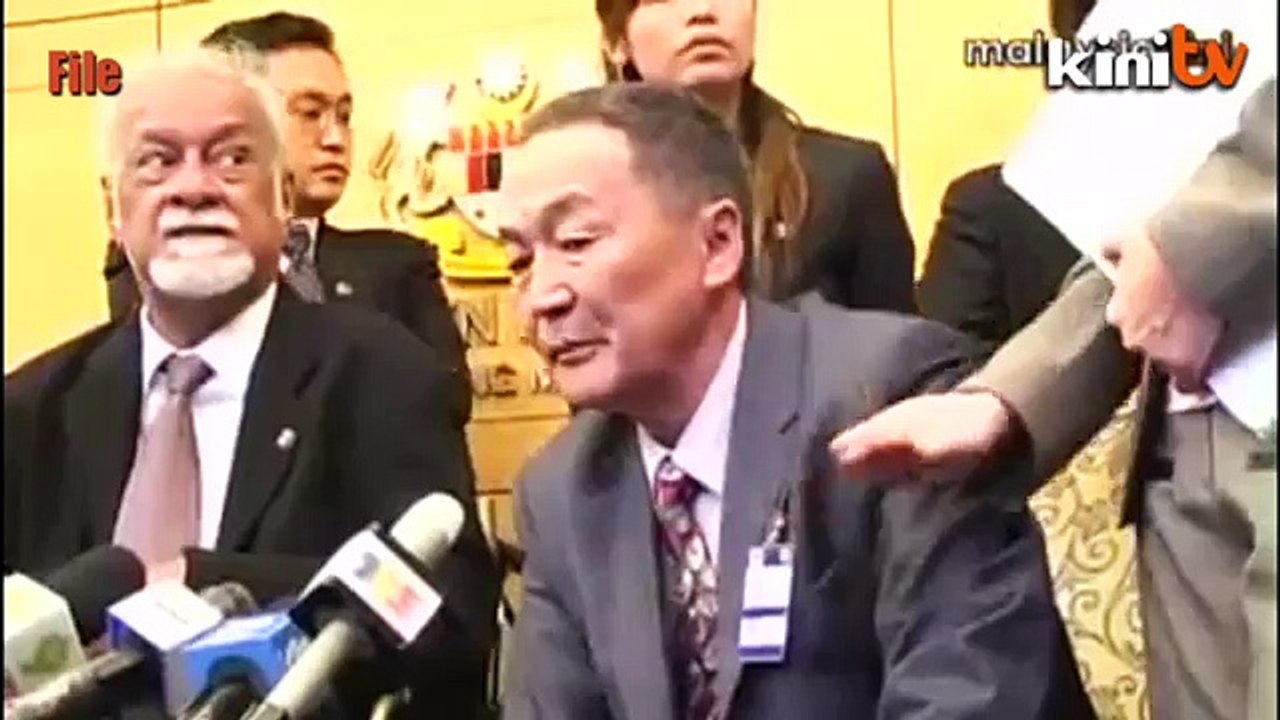 Altantuya's father upset after ex-cops acqutited