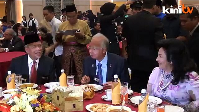 Najib: MAS won't be privatised, AirAsia's Malaysian too