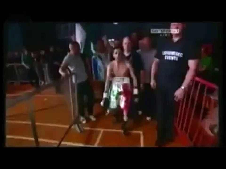 Uzzy,pugile ballerino ko al primo round