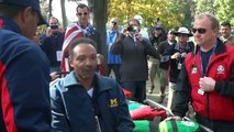 Tiger Woods apologizes after hitting fan with tee shot at 2012 Ryder Cup