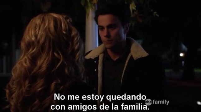 Twisted 1x17 - Jo & Charlie Kissing Scene (Spanish Subtitles)