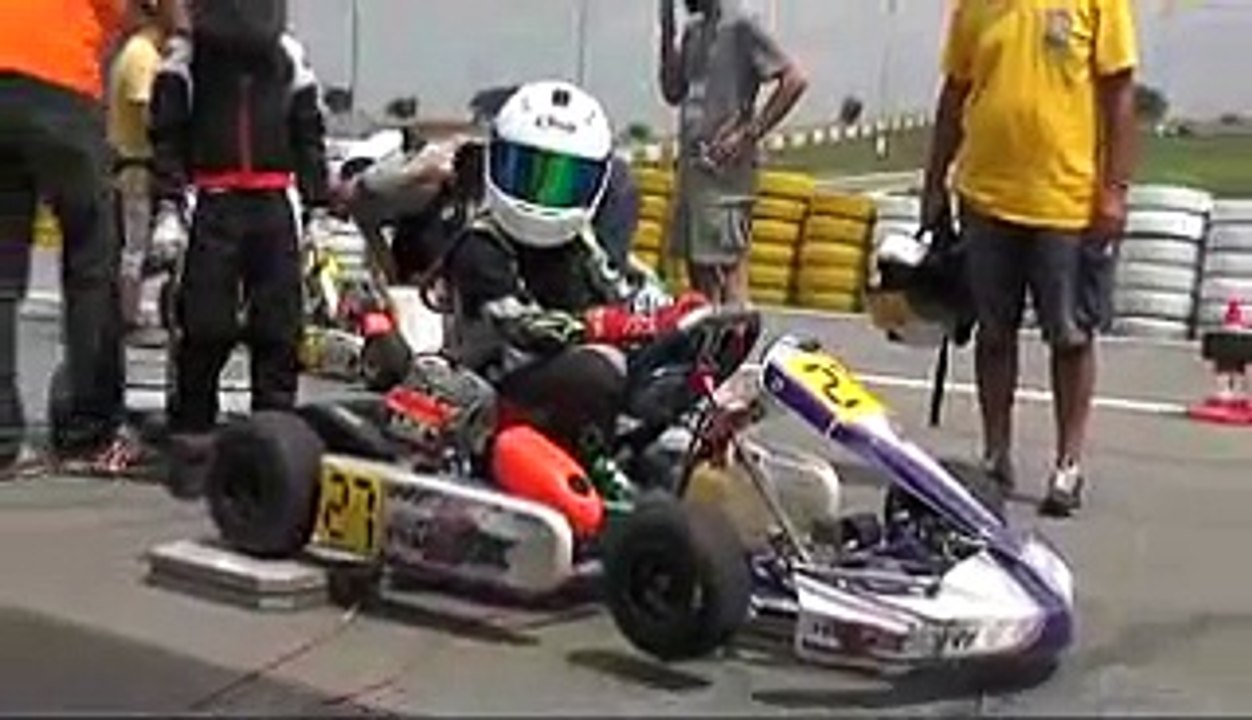 8  carting yarış hazır