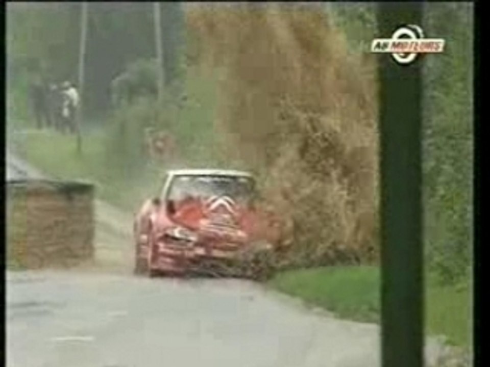 Sébastien Loeb plante la caisse